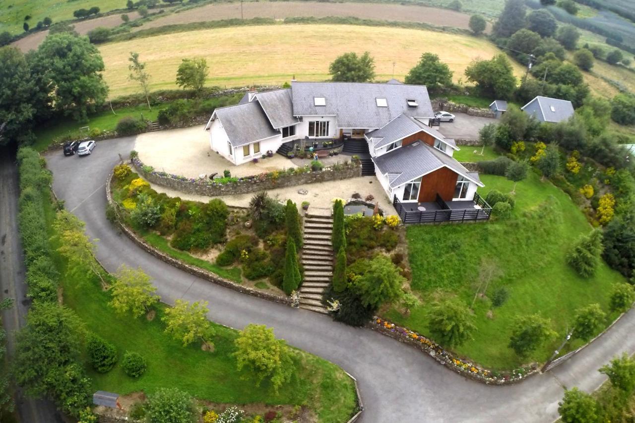 Wicklow Way Lodge Exterior photo